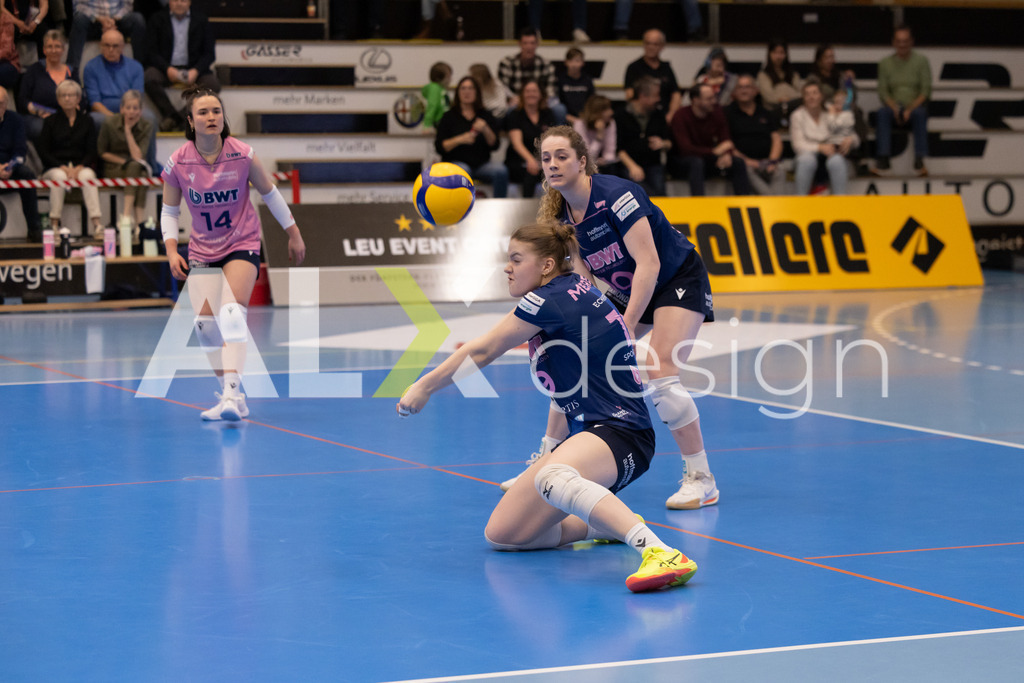 Volleyball I Frauen I Saison 2025-2026 I Volleyball NLA | Women I 1/2 Finals I  VC Kanti Schaffhausen - Sm'Aesch Pfeffingen I 07.03.2026 | 19 Meret Aarden (CH) (Sm'Aesch Pfeffingen) – Außenangriff - Realisiert mit Pictrs.com