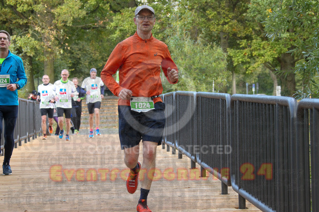 231015_1011_EV4_0949 | Sportfotografie im Rhein-Sieg Kreis, Köln, Bonn, NRW, Rheinland Pfalz, Hessen, etc. Unser Tätigkeitsfeld umfasst den Laufsport vom Volkslauf über den Marathon, Duathlon, Triathon bis zum Ultralauf wie Kölnpfad Ultra oder Schindertrail.