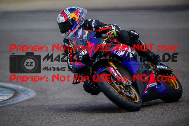 MaZZes_Fotomatrix_20250421_6007705_4776 | WEISS