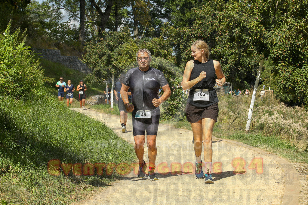 250824_1240_EX1_0106 | Sportfotografie im Rhein-Sieg Kreis, Köln, Bonn, NRW, Rheinland Pfalz, Hessen, etc. Unser Tätigkeitsfeld umfasst den Laufsport vom Volkslauf über den Marathon, Duathlon, Triathon bis zum Ultralauf wie Kölnpfad Ultra oder Schindertrail.