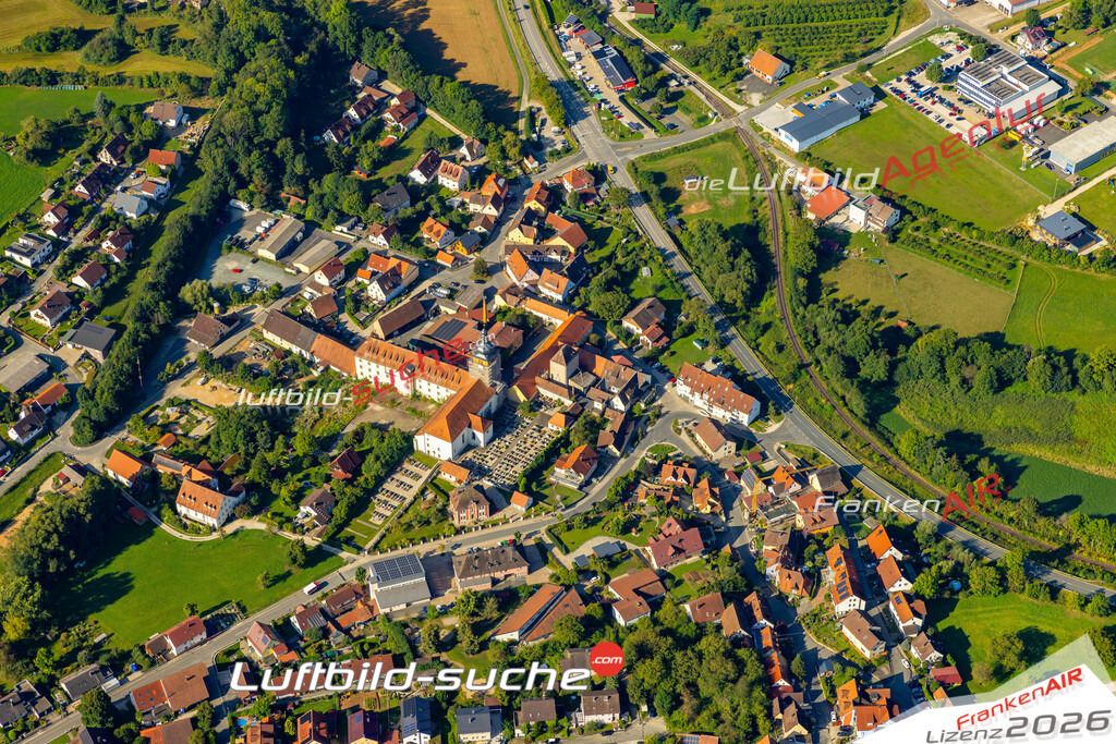 Das Luftbild zeigt :  Weißenohe - Die Luftaufnahme wurde 2024 vom UL-Flugzeug aus erstellt ( keine Drohne ) - Hochauflösende Luftaufnahme - Für grossformatige Ausdrucke geeignet. Die Geschenkidee !Mit Lizenz und Bildrechte bestellbar