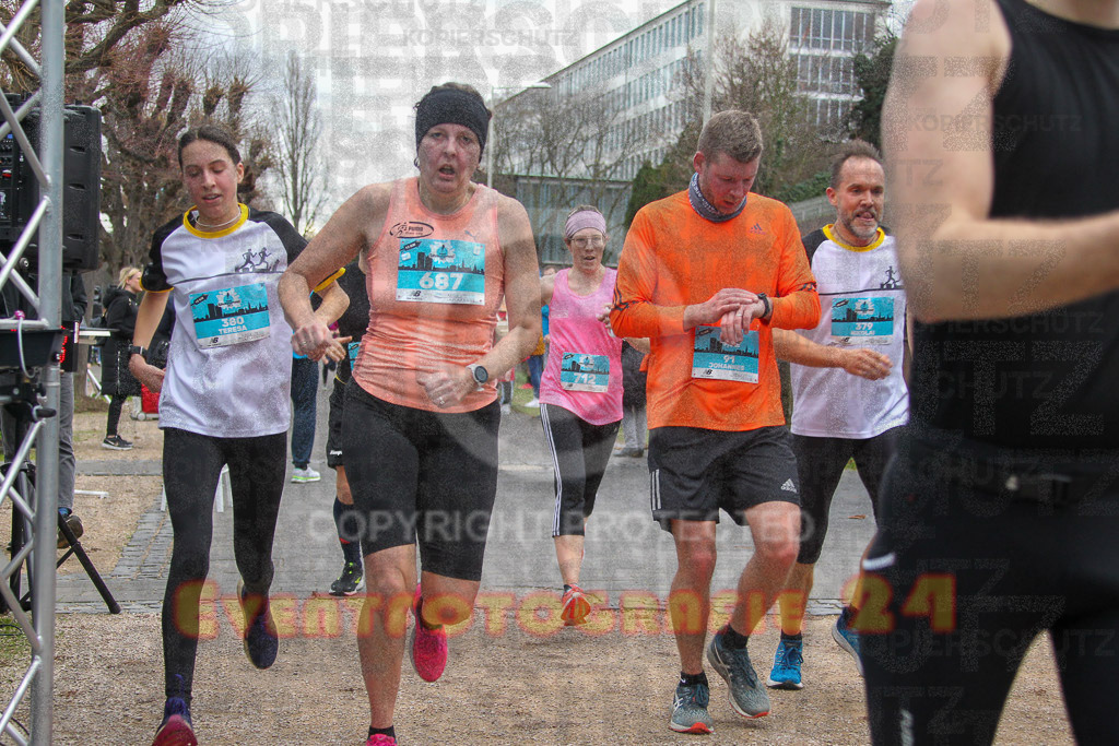 221231_1200_EV4_8334 | Sportfotografie im Rhein-Sieg Kreis, Köln, Bonn, NRW, Rheinland Pfalz, Hessen, etc. Unser Tätigkeitsfeld umfasst den Laufsport vom Volkslauf über den Marathon, Duathlon, Triathon bis zum Ultralauf wie Kölnpfad Ultra oder Schindertrail.