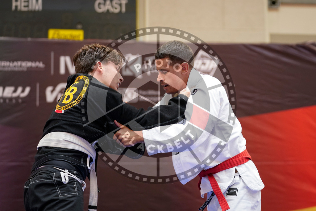 20240203PBB07382 | Fighters compete during the Brazilian Jiu-Jitsu Championship of the AJP Tour in Maintal by Frankfurt am Main, Germany, on February 2, 2024.