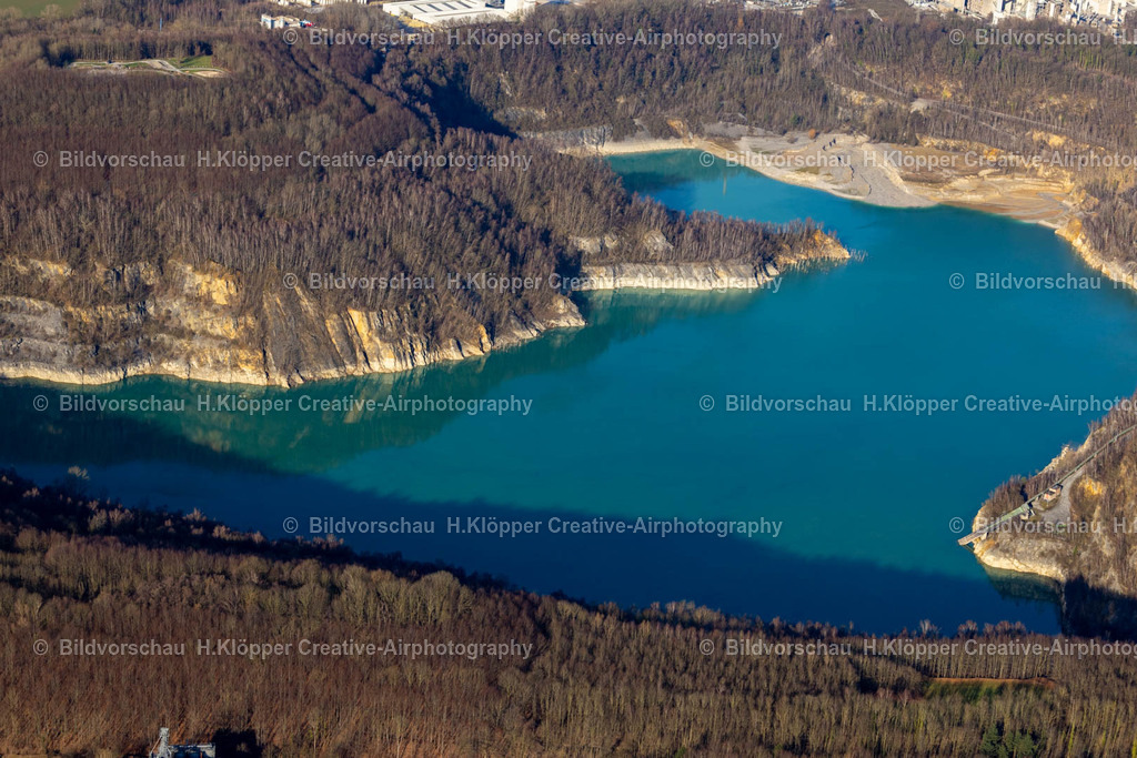 Luftbild Wülfrath-8676 | Luftbildfotografie Uferbereiche des Renaturierungs- Sees " Steinbruch Schlupkothen " in Wülfrath im Bundesland Nordrhein-Westfalen, Deutschland - Realisiert mit Pictrs.com