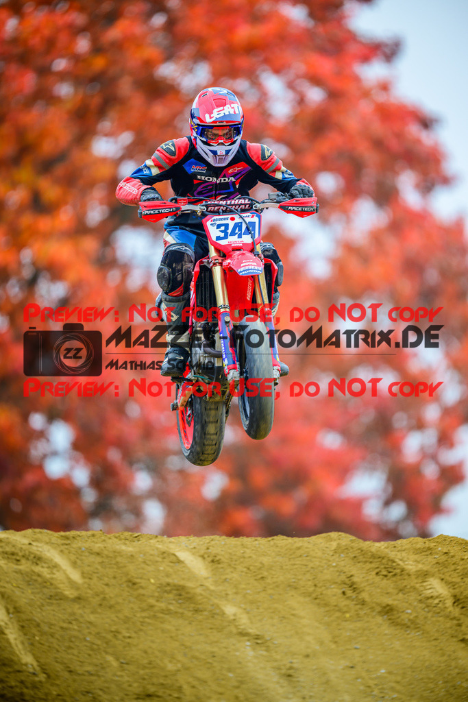 MaZZes_Fotomatrix_20251010_6007705_3241 | S2