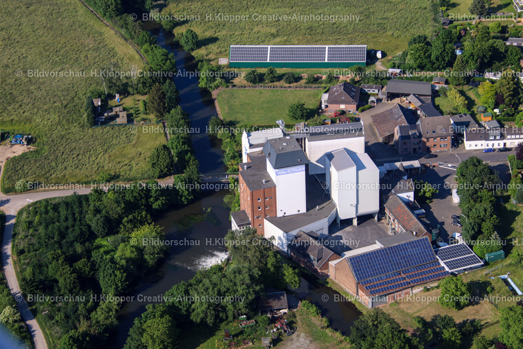Mühle Kottmann Grevenbroich-3215 | Luftbilder und professionelle Luftbildfotografie als Digitaldatei oder hochwertiger Print: Leinwand, Alu‑Dibond, Acrylglas, Poster oder Download im Shop. - Realisiert mit Pictrs.com