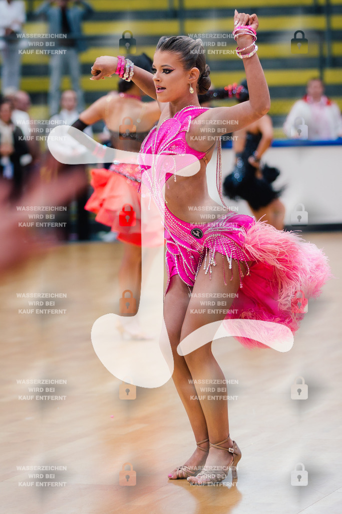 Hessen Tanzt WDSF Open Junior II Latin 3rd (219) Tim Gordon _ Luisa Huber (Schwarz-Weiß-Club Pforzheim)-2025-05-18-5484 | Webshop for digital downloads and prints of dance sport, event & show photographer Julian Link - Realisiert mit Pictrs.com