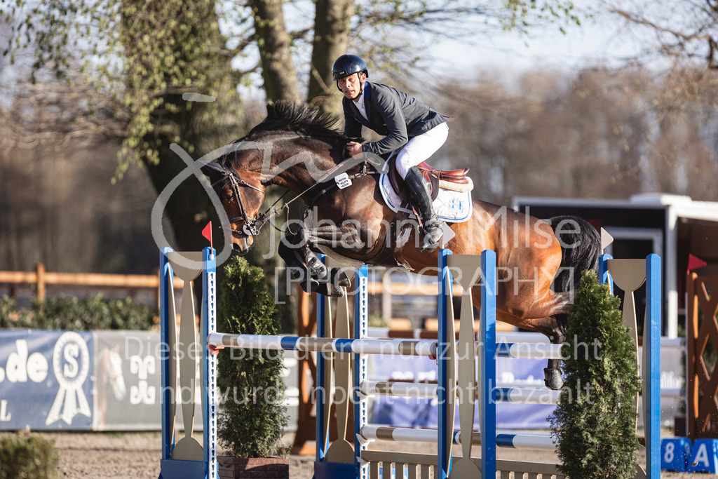 250408_Mühlen_SprPf-M-530 | Deine schönsten Turniermomente als professionelle Fotos! Entdecke hochwertige Pferdesport-Fotografie im Online-Shop. Jetzt Fotos finden & bestellen!