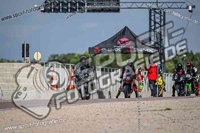pubi9899 | Professionelle Fotos von Sportveranstaltungen, aber auch Hochzeiten und anderen Events. - Realisiert mit Pictrs.com