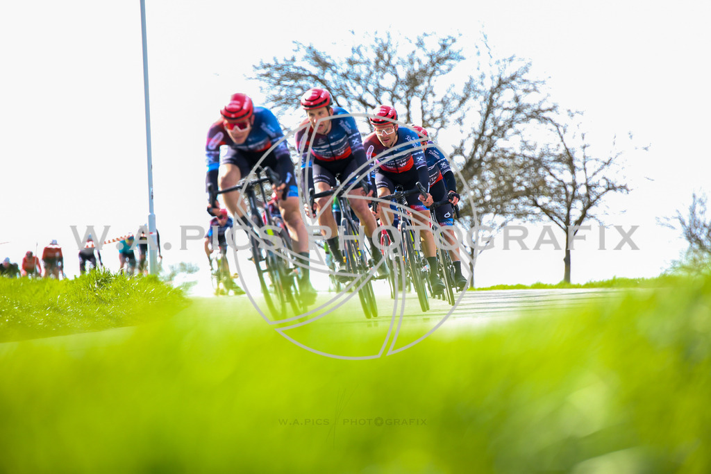..... | LEONDING,AUSTRIA,24.März.24 - 63.Radsaisoneröffnungsrennen Leonding Road Cycling League , Image shows: 
Photo: WAPICS / Andreas Willdoner