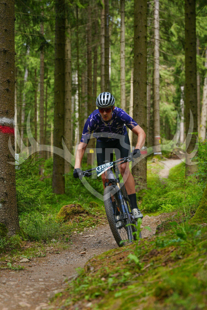 FC603584 | Fotogalerie der Treibjagd im Dunkelwald - Dein MTB Etappenrennen im Erzgebirge - Realisiert mit Pictrs.com