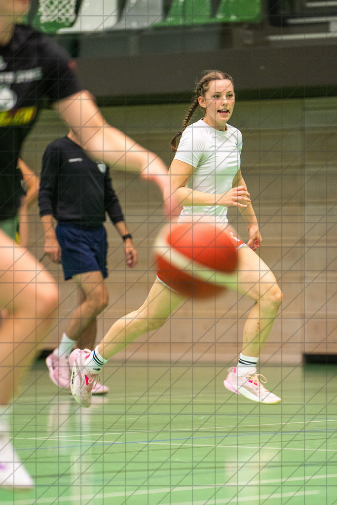 2. DBBL Nord 25/26 | BBC Osnabrück Trainingsimpressionen | //  02.09.25: 2. DBBL Nord 25/26 | BBC Osnabrück Trainingsimpressionen / Osnabrück / Deutschland  //   CREDIT:www.bullenfotos.de, Martin König, Hörner Weg 40, D-49078 Osnabrück, +4917663732967 // Nutzung und Weitergabe nur zu den vereinbarten Zwecken. Presseanfragen an Ersteller. Alle Rechte beim Ersteller. Honorierung nach MFM. - Realisiert mit Pictrs.com
