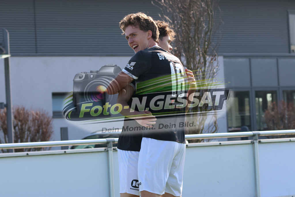 SV Rödinghausen II, FC Kaunitz | Auf dem Bild zu sehen: schwarz SV Rödinghausen II v.l.: Damian Bittner, Roman-Stevan Jankowski  SV Rödinghausen II, FC Kaunitz, Saison 25/26, Westfalenliga, Deutschland - Realisiert mit Pictrs.com