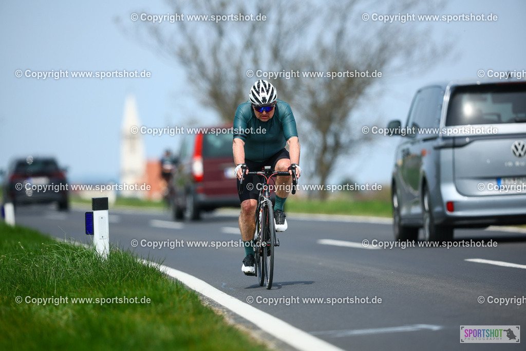 811_TRA56959 | Neusiedlersee Radmarathon 2026@sportshot_your_pictrs #yourpictures#roadtowm2029 #nrm #neusiedlerseeradmarathon #neusiedlersee #neusiedlerseetourismus #burgenland #mörbisch #nrm26 #burgenlandtourismus #voglundco #poweredbyburgenlandtourismus #radsport #rad #marathon #ucigranfondo #visitburgenland #ucigranfondoworldseries