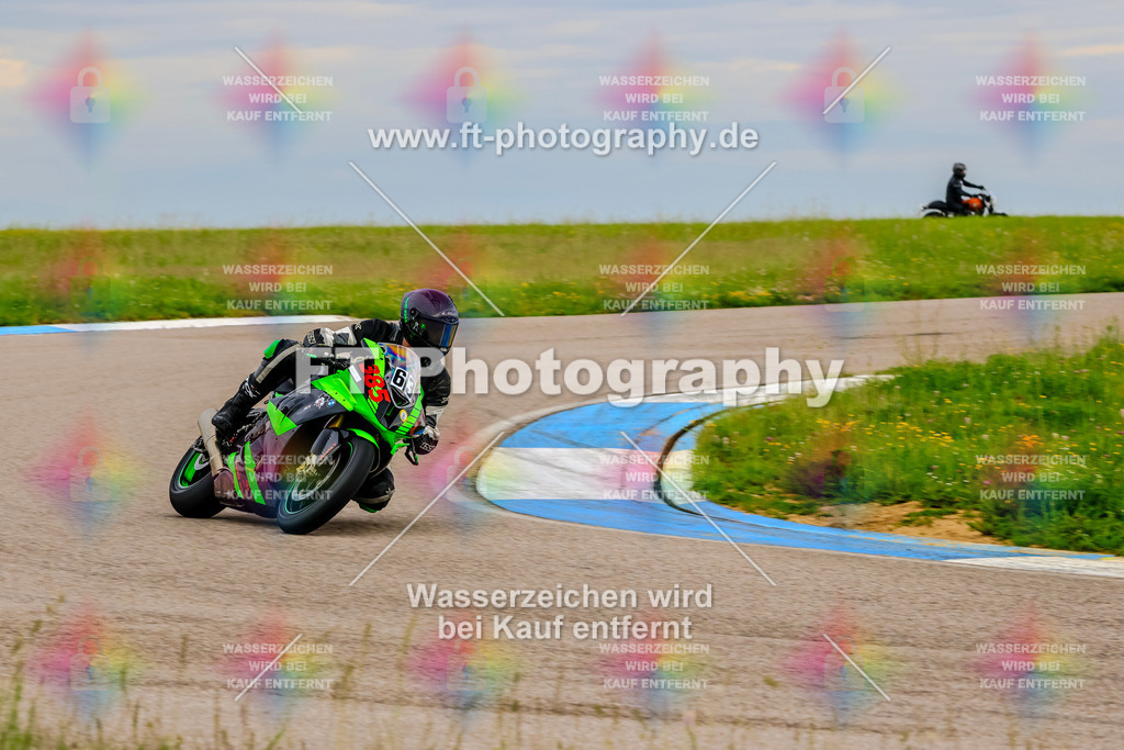 MotoTeam-1666 | Hier findet Ihr Bilder von Touristenfahrten auf der Nürburgring Nordschleife oder von anderen Veranstaltungen die ich besucht habe. Viel Spass beim Durch Schauen 