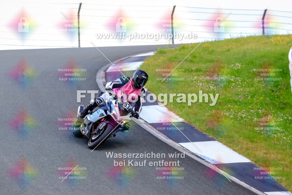 _TCM4395 | Hier findet Ihr Bilder von Touristenfahrten auf der Nürburgring Nordschleife oder von anderen Veranstaltungen die ich besucht habe. Viel Spass beim Durch Schauen 