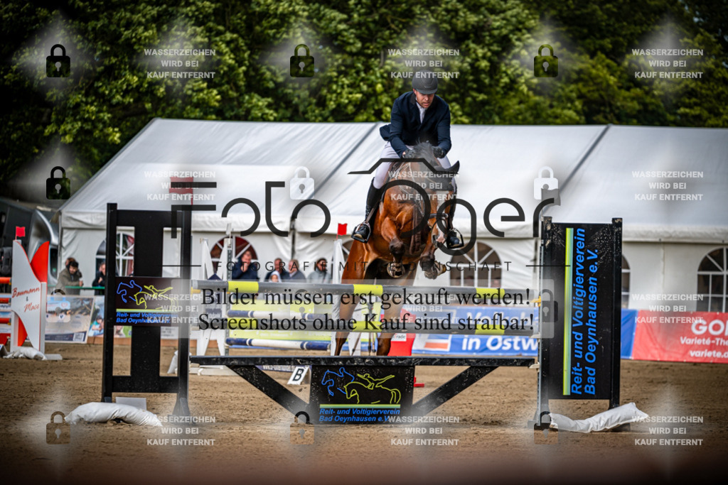 Sielturnier 2026-14-0018 | Entdecke hochwertige Reitturnierfotos von Foto Oger. Professionell, emotional und authentisch – jetzt Lieblingsmomente im Shop bestellen.Deutschlandweite Turnierfotografie. - Realisiert mit Pictrs.com