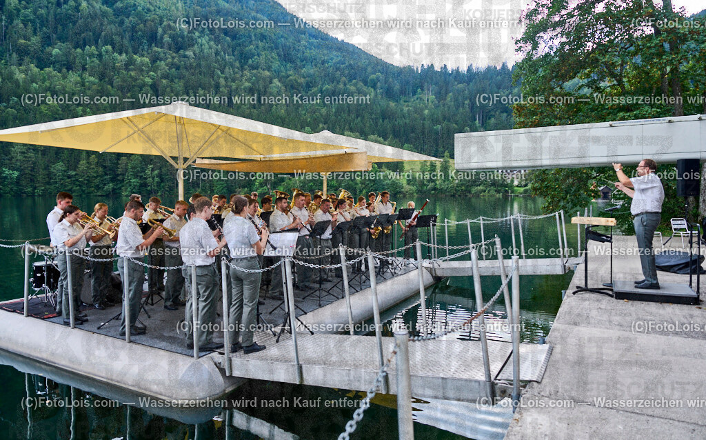 ALP1013_XXXX-Chopin-Festival_Ausklang | (C)FotoLois.com, Alois Spandl. XXXX. Chopin-Festival in der Kartause Gaming, musikalischer AUSKLANG auf der Seebühne Lunz mit dem Blasorchester der Miltärmusik Niederösterreich unter der Leitung von Oberst Adolf Obendrauf, So 18. August 2024.
