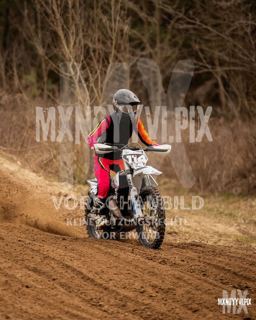 866A1307 | mxndyyvipix