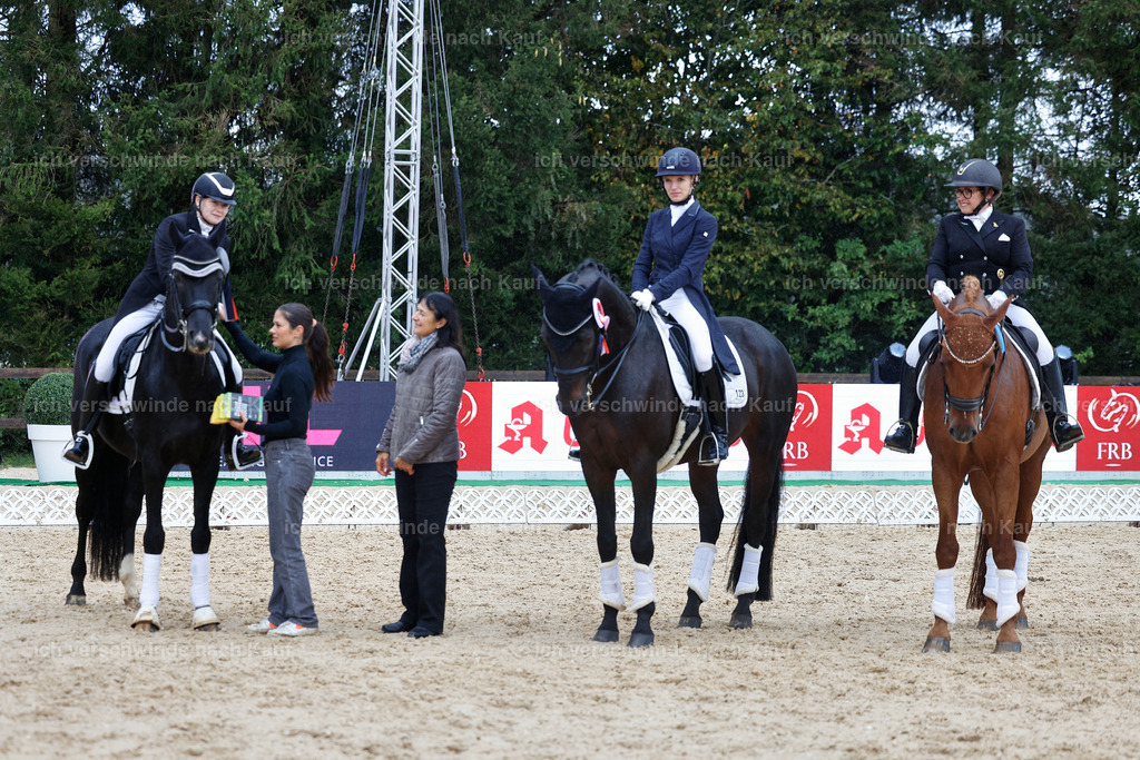 07-Siegerehrung-DRESSUR  S___  -StoibPH-5099 | working equitationturnier fotograf videograf stoibphotography marixx film working equitation deutschland reitsport turnierfotografie eventfotografie equestrian events
