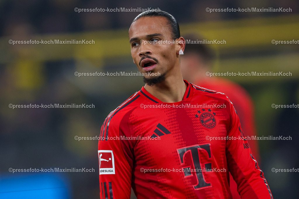 BVB30112402123 | 30.11.2024, Borussia Dortmund - FC Bayern München, 1. Fußball Bundesliga, 12. Spieltag, Signal Iduna Park, Saison 2024 2025: Leroy Sane (Bayern #10)DFB regulations prohibit any use of photographs as image sequences and or quasi-video.