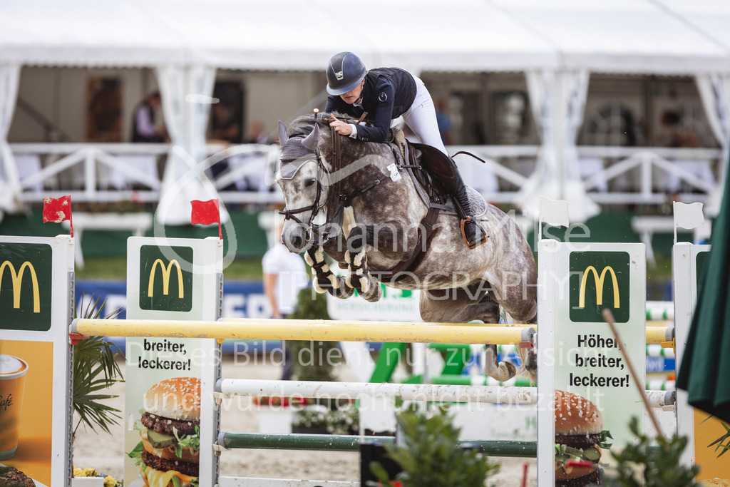 240714_BHO_M2-Spr-2-352 | Deine schönsten Turniermomente als professionelle Fotos! Entdecke hochwertige Pferdesport-Fotografie im Online-Shop. Jetzt Fotos finden & bestellen!