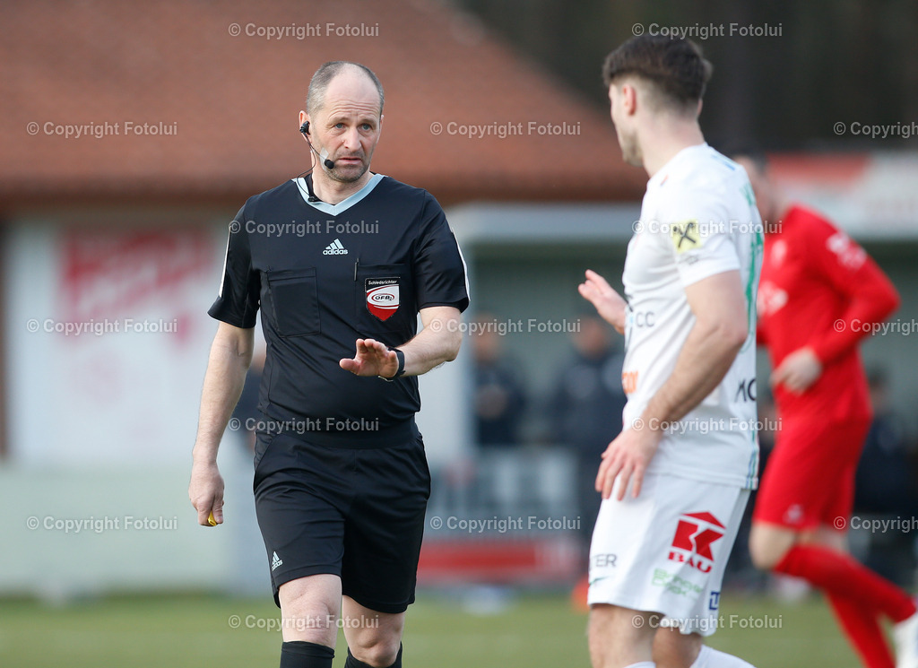 A_LUI_22032025_21 | SPORT,FUSSBALL,REGIONALLIGA MITTE ASKOE OEDT-HERTHA WELS 22.03.2025 IM BILD: SCHIEDSRICHTER MANFRED ERLINGER    FOTO:FOTOLUI