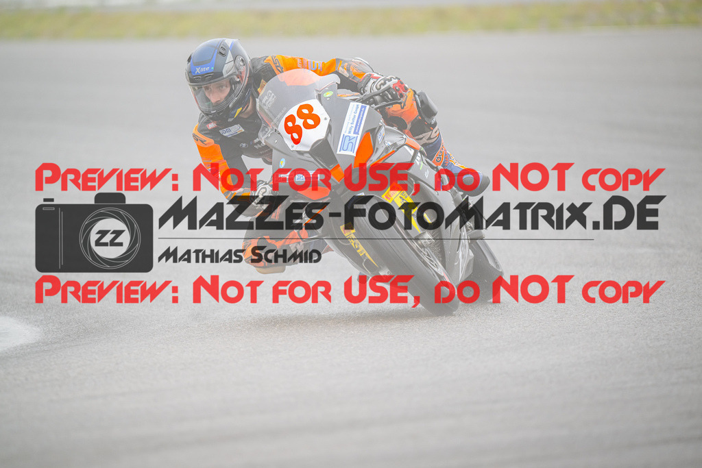 MaZZes_FotoMatrix_240830_6007705_1004 | STK1000