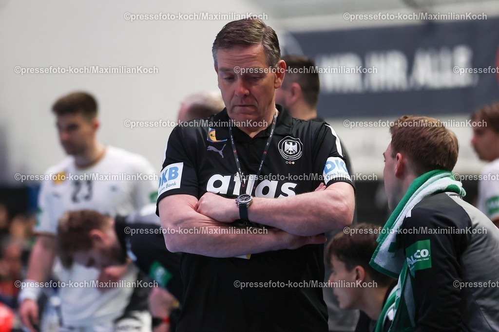 xKWIx22032601016 | 22.03.2026, Handball, Länderspiel Herren, Deutschland - Ägypten, ÖVB-Arena Bremen: Headcoach Alfred Gislason (Germany #hc)  xKamilxWilkowskixPressefotoKochx