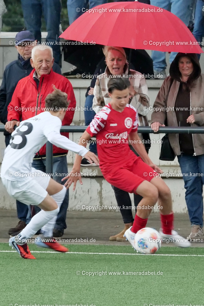 Fußball : C-Junioren : Aufstieg Regionalliga West : SUS 09 Dinslaken - Vfb 03 Hilden am 04.06.2026 in Dinslaken | Fußball : C-Junioren : Aufstieg Regionalliga West : SUS 09 Dinslaken (rotr Trikots)- Vfb 03 Hilden (weiße Trikots) am 04.06.2026 in Dinslaken - Realisiert mit Pictrs.com
