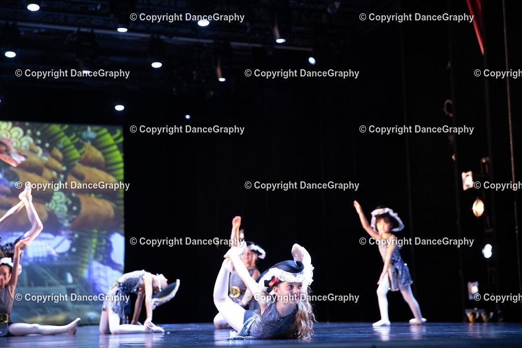 GPHY5110 | DanceGraphy - Realisiert mit Pictrs.com