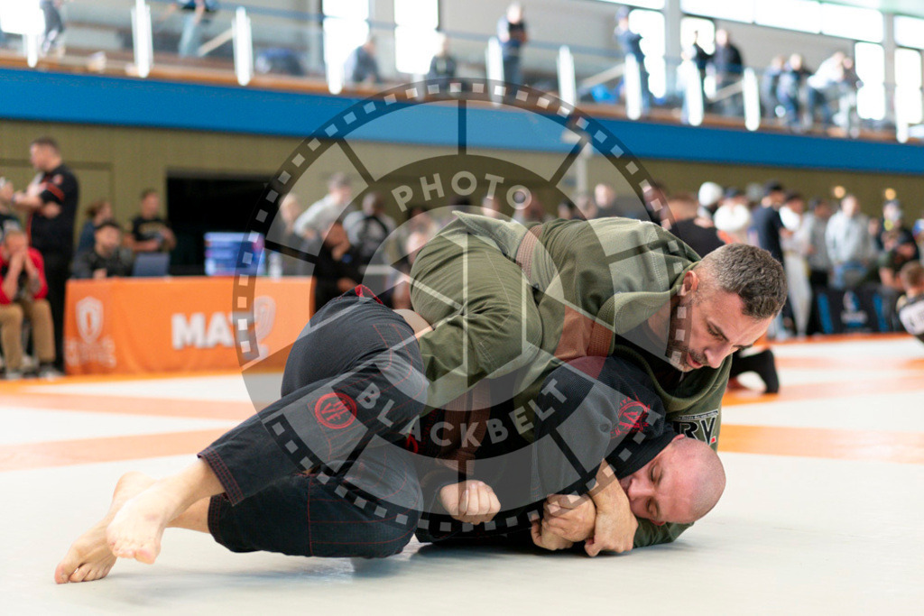 20240915PBB0308 | Athletes compete during the Grappling Industries’ grappling and Brazilian jiu-jitsu competition in Berlin, on September 15, 2024.