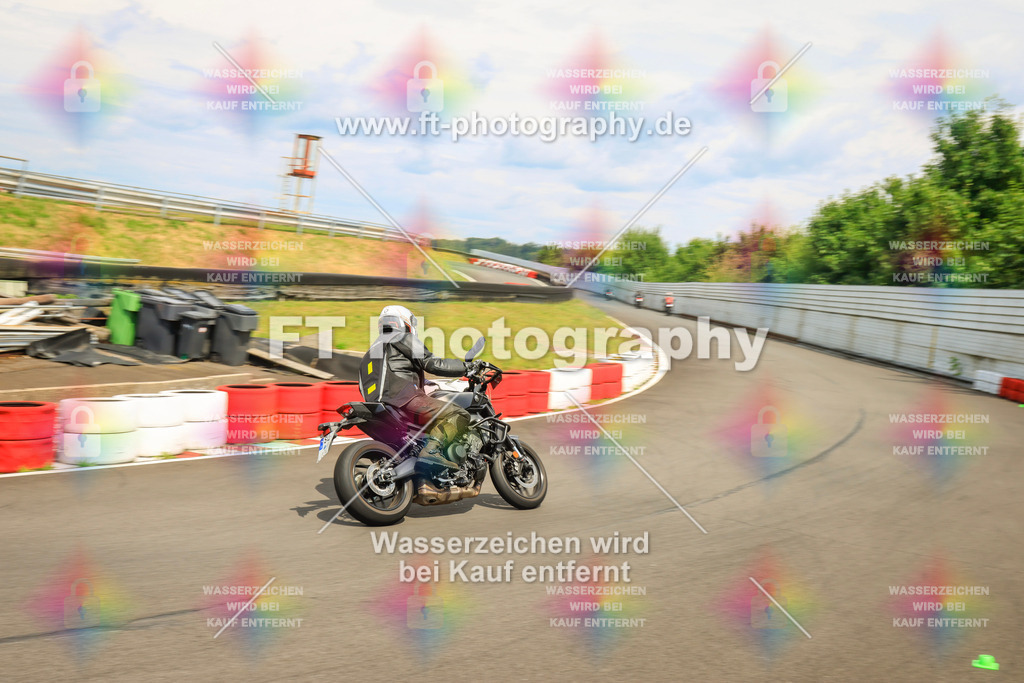 _DSK2877 | Hier findet Ihr Bilder von Touristenfahrten auf der Nürburgring Nordschleife oder von anderen Veranstaltungen die ich besucht habe. Viel Spass beim Durch Schauen 