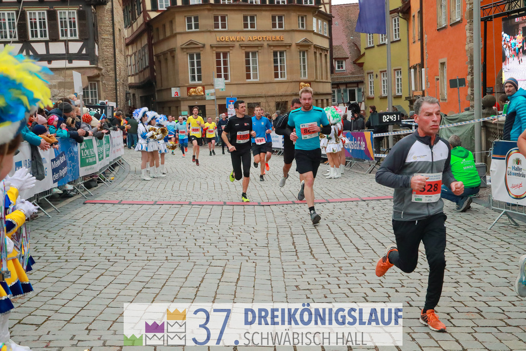 VR Bank Hauptlauf 10000m | 3 Koenigslauf 2023 - Realisiert mit Pictrs.com