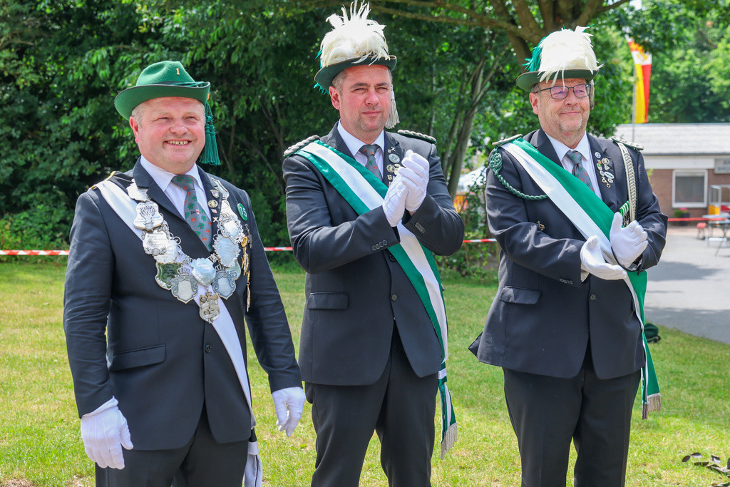 top-top.de-250628-060 | Foto, Video, Fotografie, Videografie, Fotobox, DJ, Discjockey, Musik, Musikbox, Veranstaltung, Photobooth, Amazon, Ebay, Buchtipp, Bestseller, Autor, Verlag, Buch, Wesel, Hamminkeln, NRW, Dinslaken, Rees, Drohne, Hochzeit, Party, Fotobox, Wesel, Fotograf