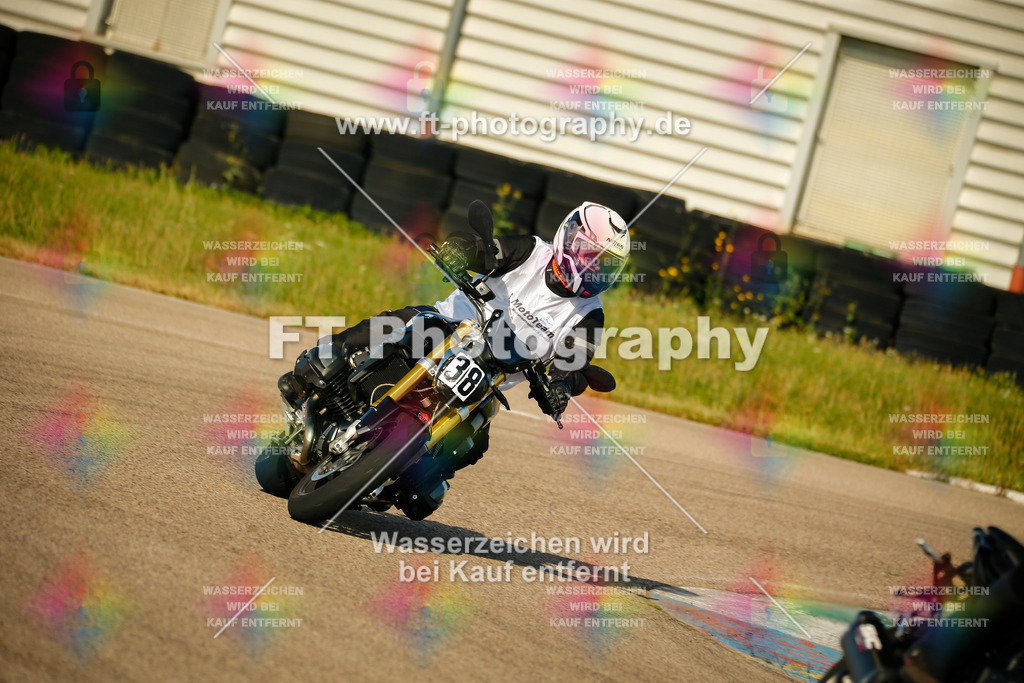 _MOT5551 | Hier findet Ihr Bilder von Touristenfahrten auf der Nürburgring Nordschleife oder von anderen Veranstaltungen die ich besucht habe. Viel Spass beim Durch Schauen 