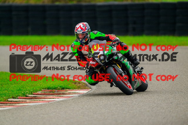 MaZZes_Fotomatrix_20241003_6007705_2590 | GRUEN