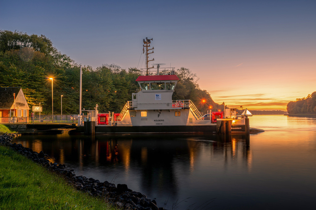 CCH_5891 | Entdecken Sie hochwertigen Fotodruck auf Leinwand, Acrylglas, Alu-Dibond und weiteren Materialien bei Fotodruck Online. Gestalten Sie individuelle Wandbilder in bester Qualität – ideal für besondere Erinnerungen und stilvolle Dekorationen. 