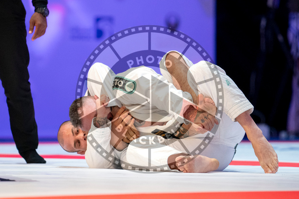 20231107PBB5330 | Fighters compete during the AJP World Master Championship in the Mubadala Arena in Abu Dhabi, Arab United Emirates, on November 7, 2023.