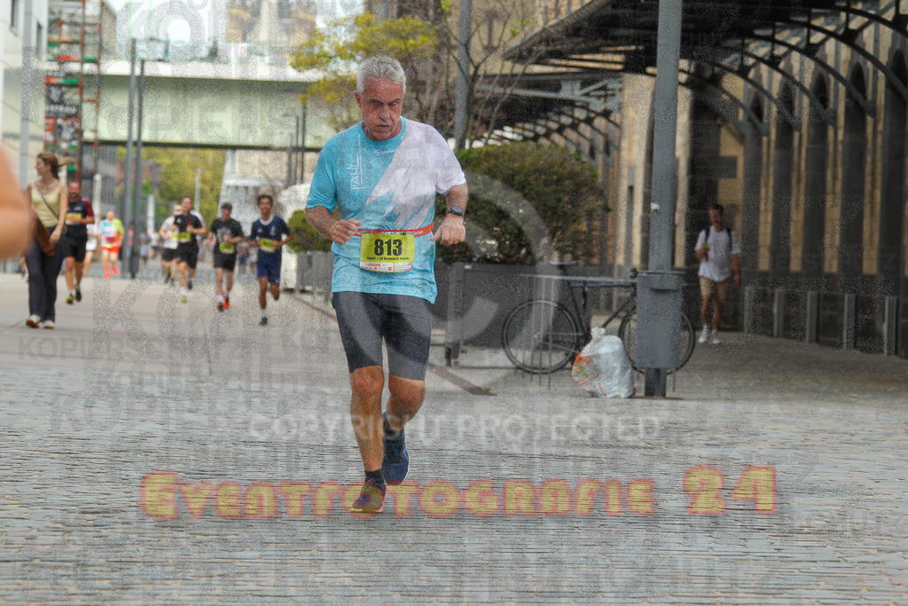 250920_1322_EV4_5351 | Sportfotografie im Rhein-Sieg Kreis, Köln, Bonn, NRW, Rheinland Pfalz, Hessen, etc. Unser Tätigkeitsfeld umfasst den Laufsport vom Volkslauf über den Marathon, Duathlon, Triathon bis zum Ultralauf wie Kölnpfad Ultra oder Schindertrail.