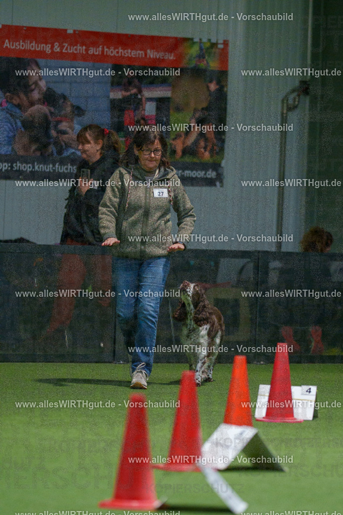 7R505134 | Professionelle Tierfotografie in Mönchengladbach von Daniel Wirth (allesWIRTHgut). Liebevolle & natürliche Bilder von Hunden & Katzen für unvergessliche Erinnerungen.