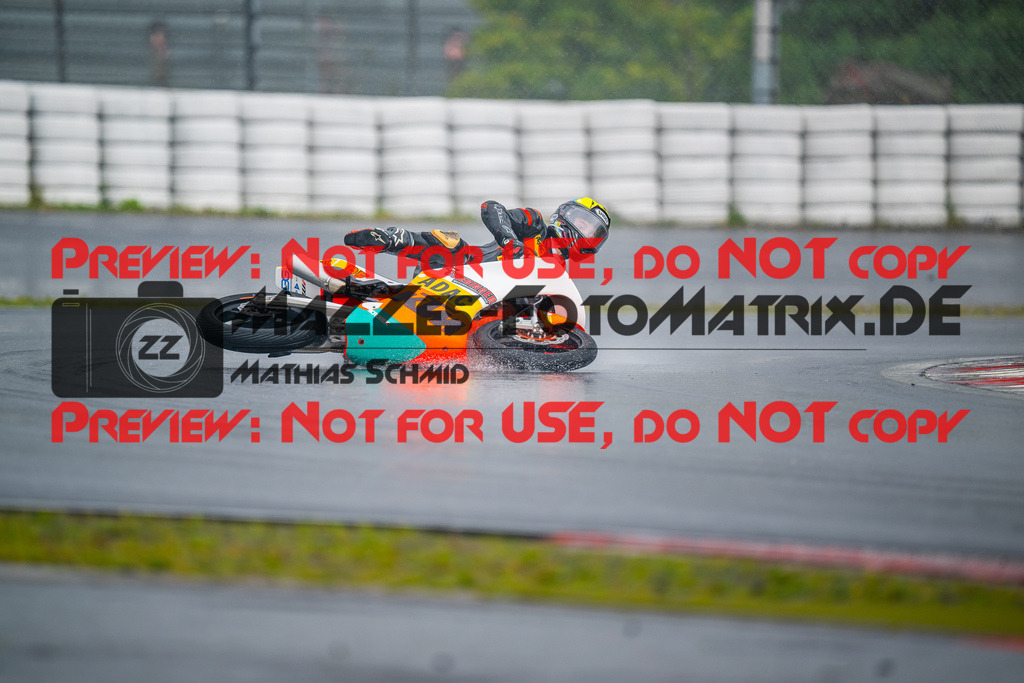 MaZZes_FotoMatrix_240830_6007705_2413 | SSP300