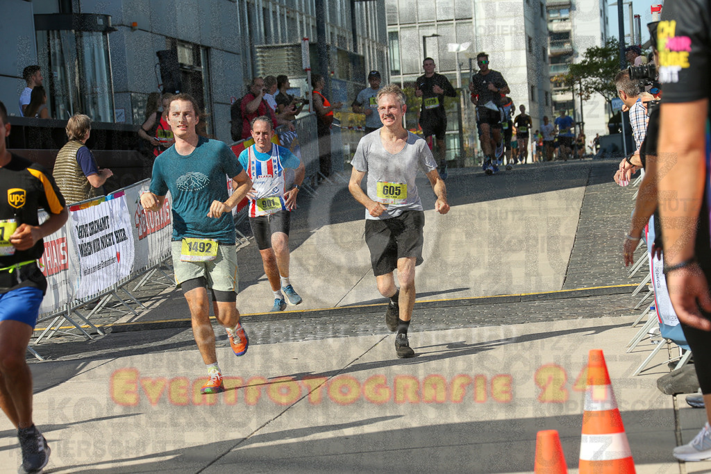 240921_1454_EX1_3972 | Sportfotografie im Rhein-Sieg Kreis, Köln, Bonn, NRW, Rheinland Pfalz, Hessen, etc. Unser Tätigkeitsfeld umfasst den Laufsport vom Volkslauf über den Marathon, Duathlon, Triathon bis zum Ultralauf wie Kölnpfad Ultra oder Schindertrail.