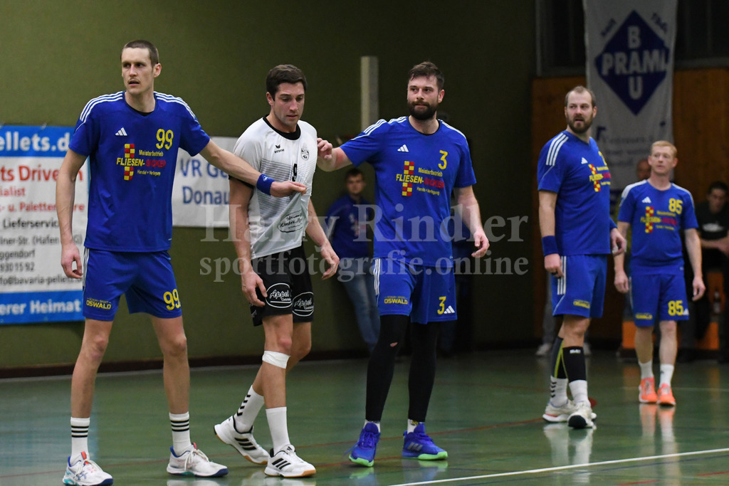 SSG Metten : SC Freising | Patrick Sigl (SSG Metten #99) ; Jan Matousik (SSG Metten #3) : Karel Kveton (SSG Metten #2) Manuel Schwab (SSG Metten #85) - Realisiert mit Pictrs.com