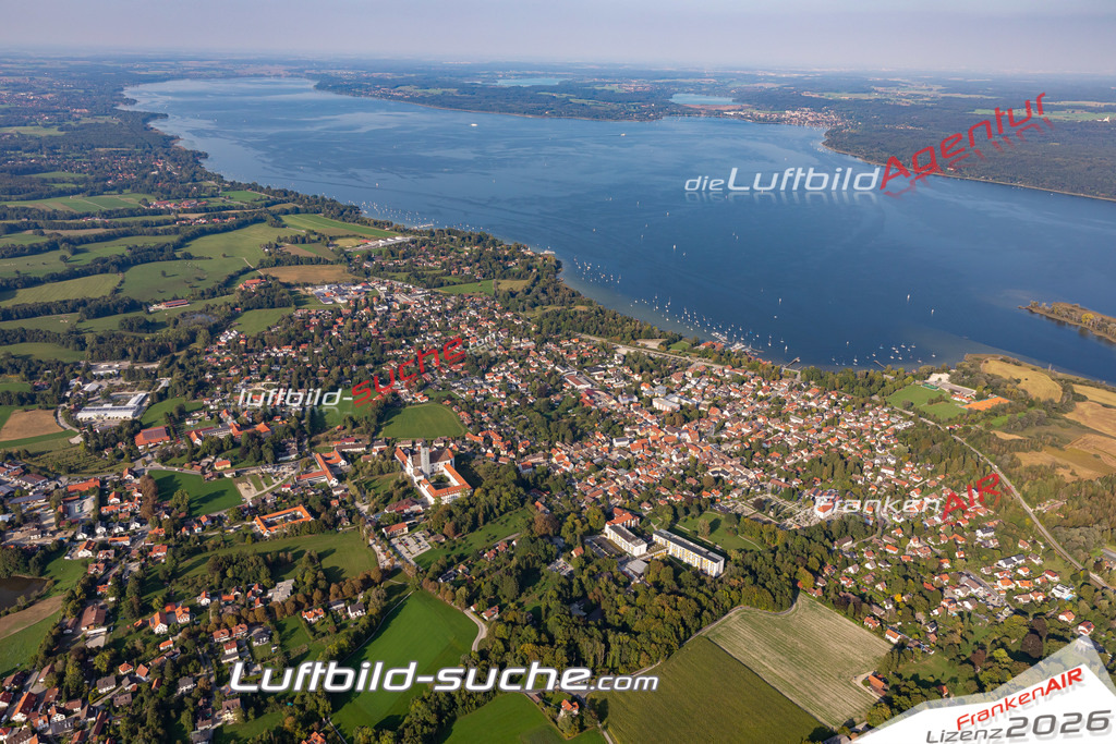 Aktuelles Luftbild von  Diessen am Ammersee - Die Luftaufnahme wurde 2020 mittels UL-Flugzeug erstellt ( keine Drohne ) - hochauflösende Kamera-Systeme von  Canon -Beste Qualität - Für grossformatige Ausdrucke geeignet. Die Geschenkidee !