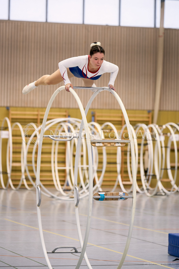 B-DSC00416 | Professionelle Sportfotografie in Hamburg, Schleswig-Holstein und Niedersachsen – spezialisiert auf Rhönrad, Geräteturnen, Leistungsturnen und rhythmische Sportgymnastik. Bundesweite Begleitung von Rhönrad-Events. Jetzt Sport-Fotos - Realisiert mit Pictrs.com