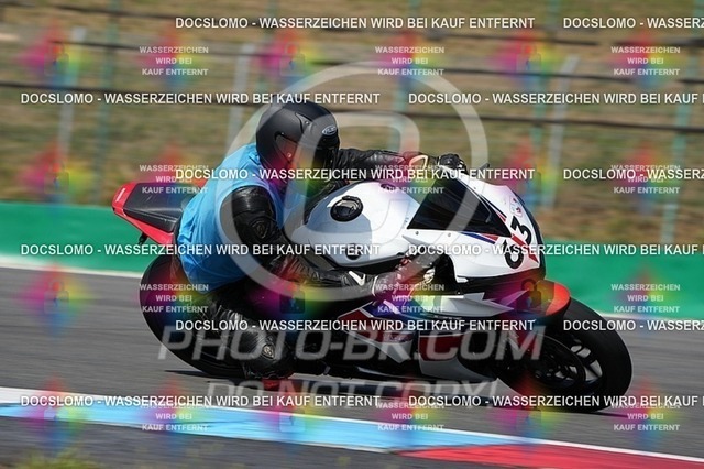 2025_07_25_PBK_15661 | Sportfotografie; SlowMotion; Video; Rennstrecke; Hafeneger; Speer; Racing; RSE; BMW; CBO; Trackday; Motorsportarena; Hockenheimring; Brno; Most; Barcelona; Valencia