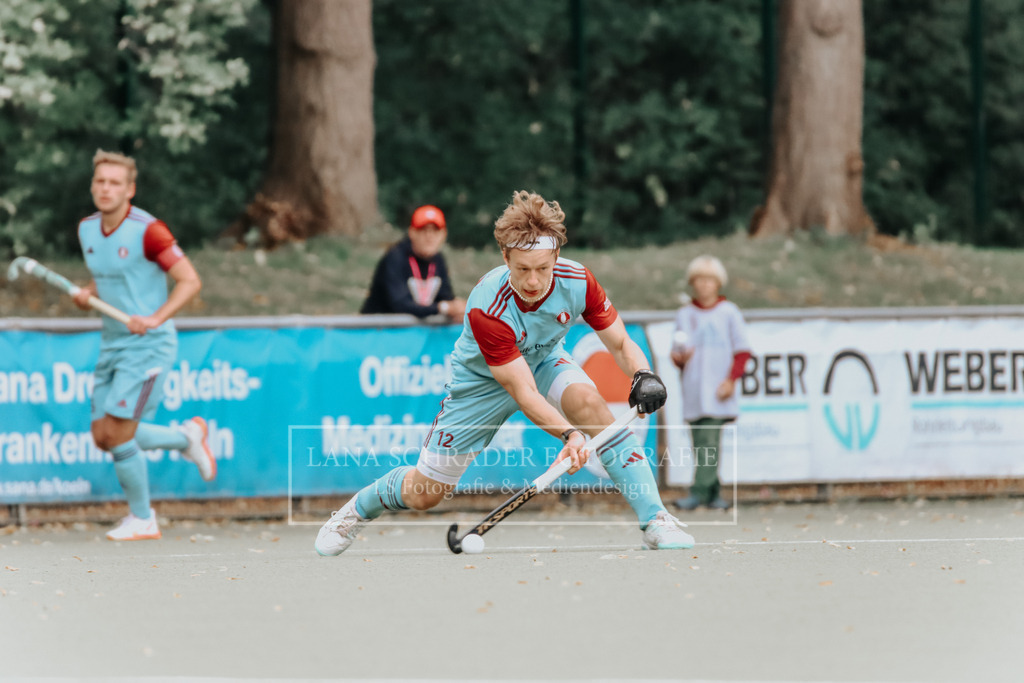 Herren_Bundesliga_02_F_RWK-UHC_21.09.25_Köln (251 von 471) | lanaschraderfotografie - Realisiert mit Pictrs.com