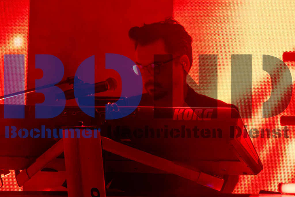 SES_ESSORI20250509-46 | bond - Realisiert mit Pictrs.com