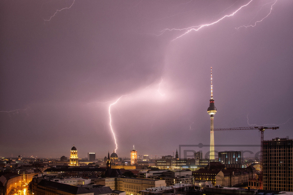 20190611_003922_9392_o | Pierre.Berlin Photo Store - Realisiert mit Pictrs.com